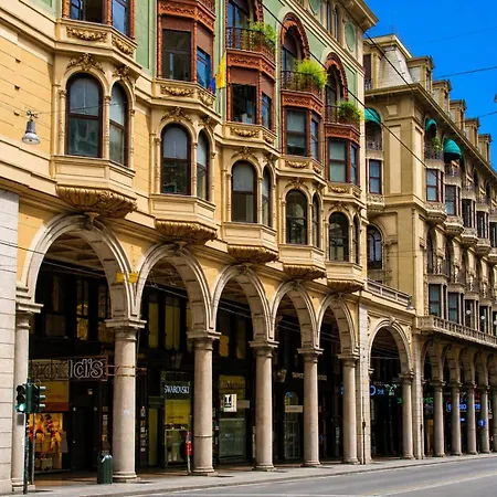 Luxury Piazza Dante - Design & Vista Centro * Janov